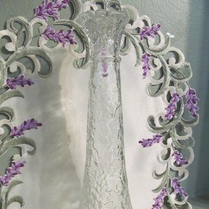 Vintage Libbey Of Canada Clear Glass Embossed Leaf Bud Vase 9"